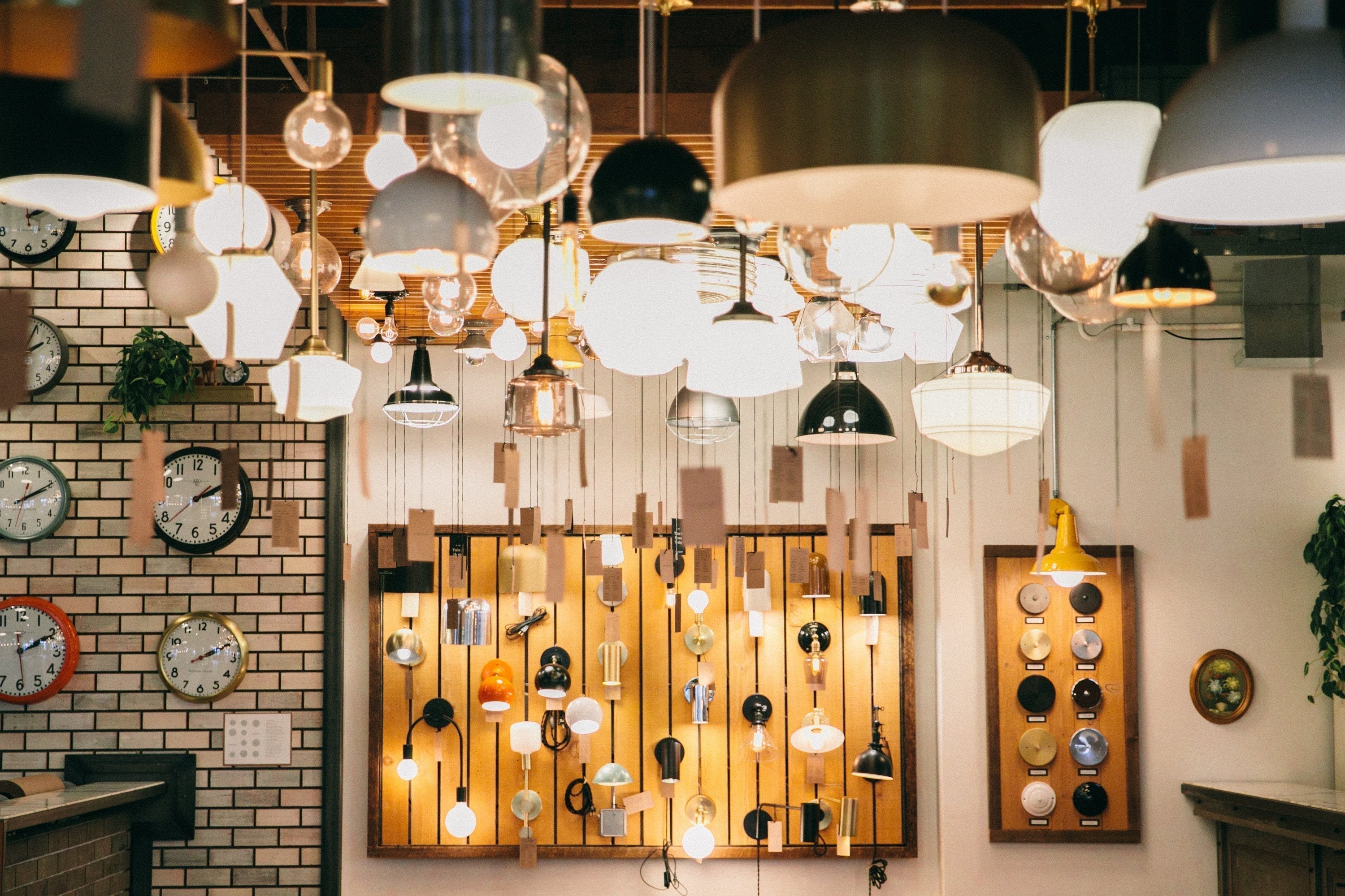 Schoolhouse Electric フロアランプ 本体 Schoolhouse President, Sara Fritsch, On Creating Future Nostalgia