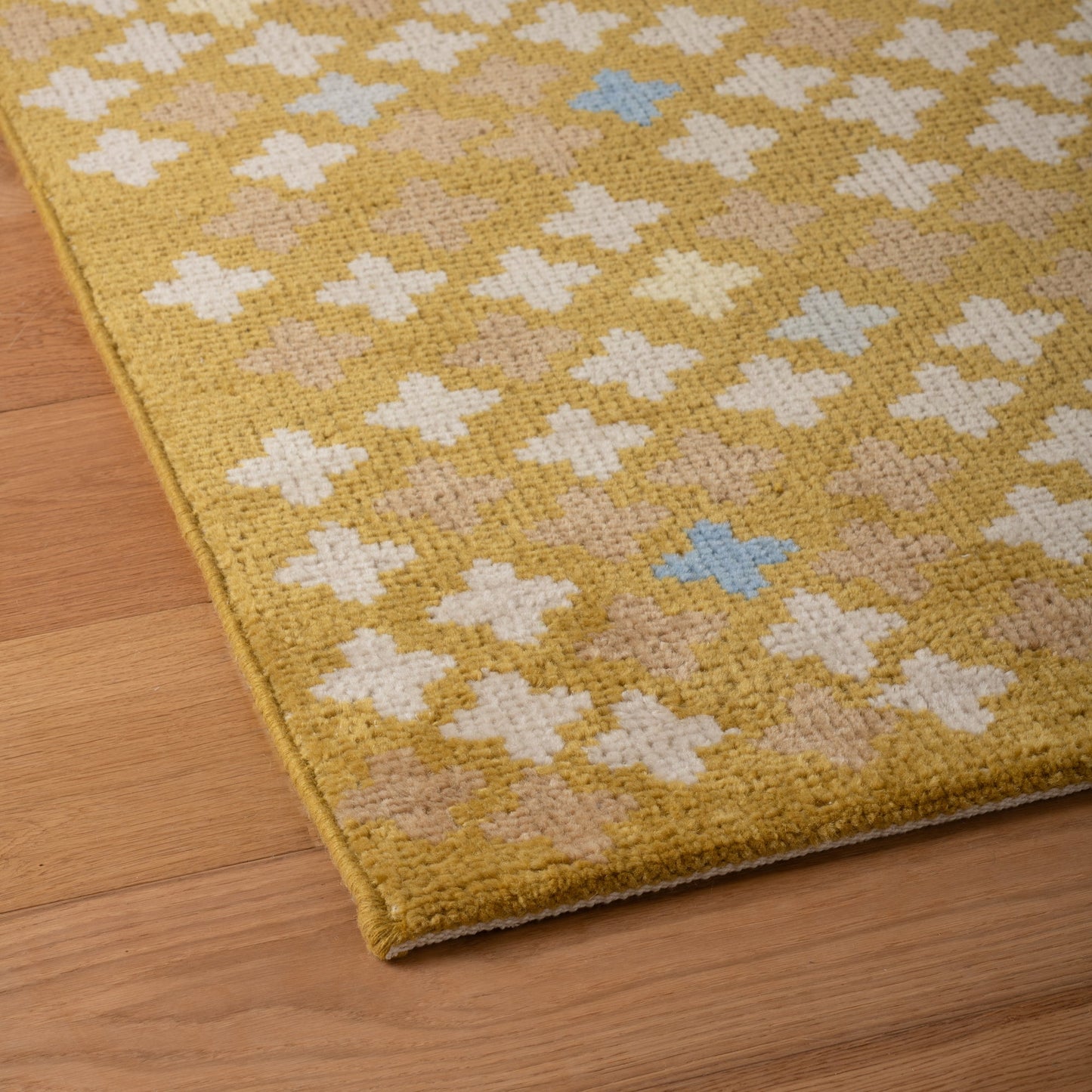 Sundrop Hand-Knotted Rug