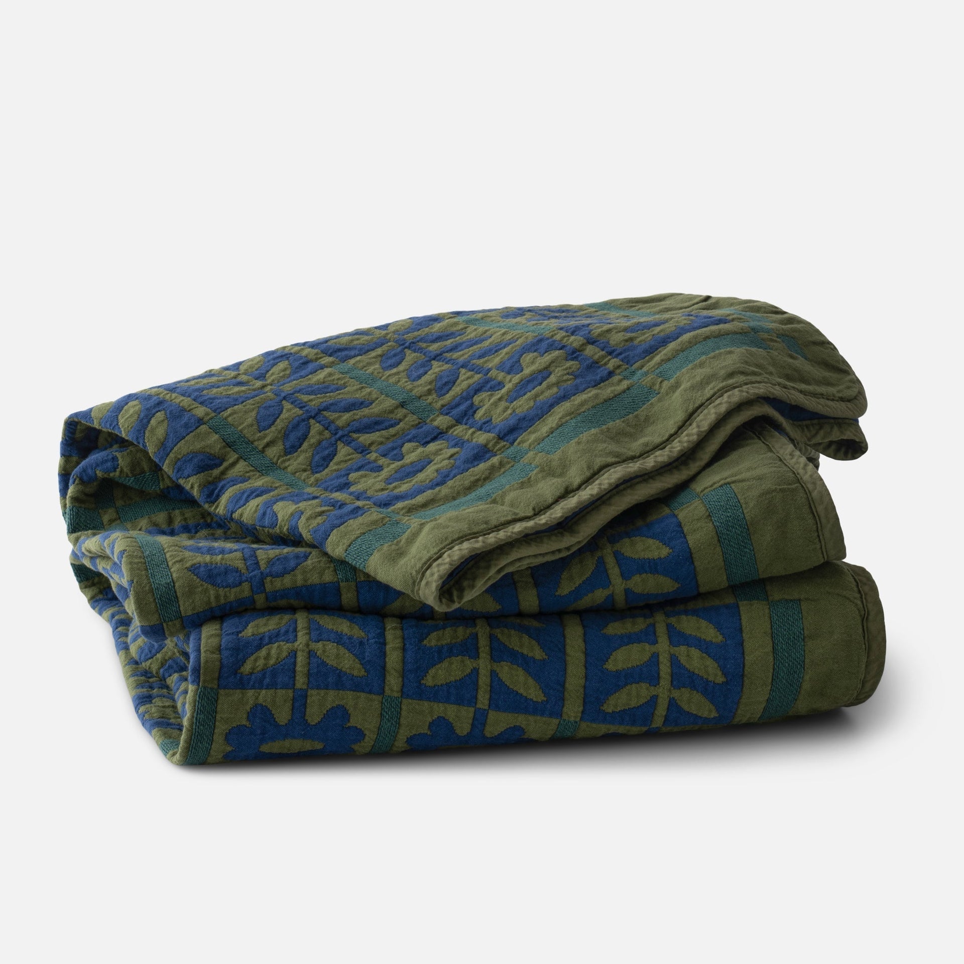 Stillwater Quilt - Alder Green / Twin