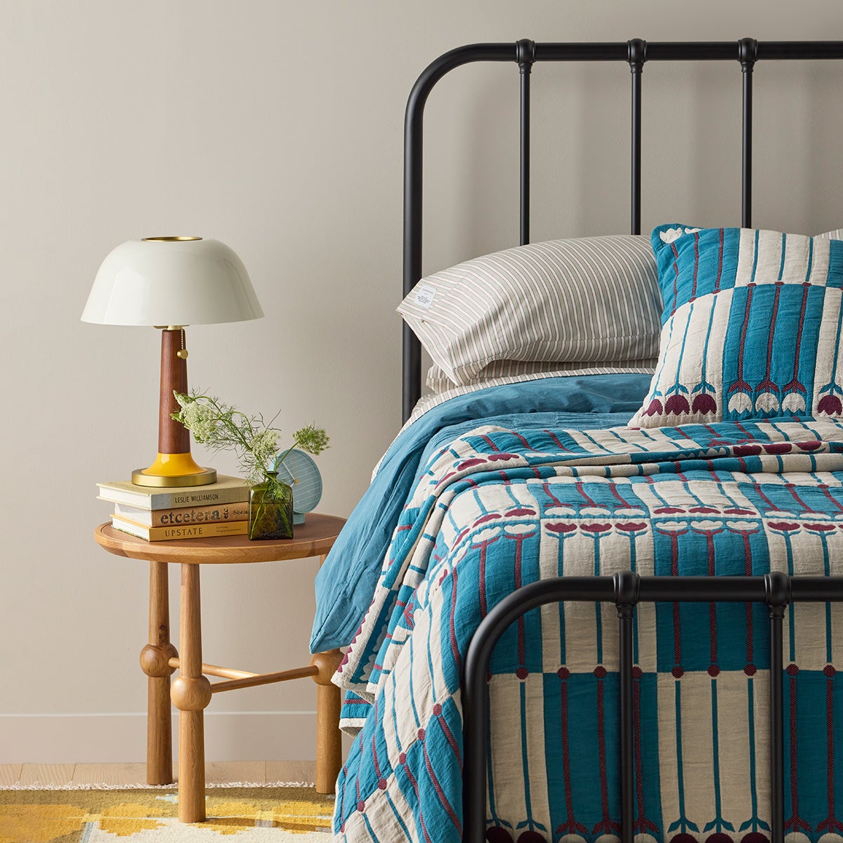 Evelyn Table Lamp