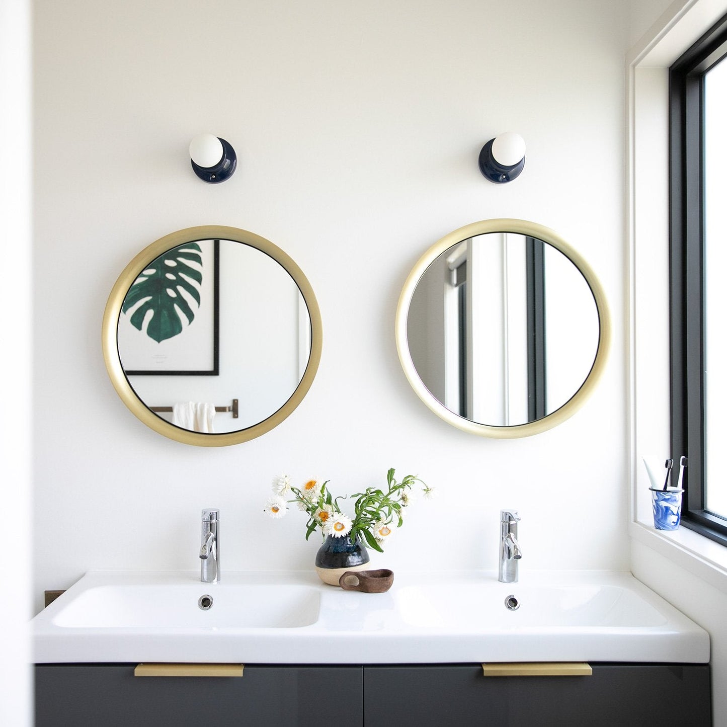 Ledge Pull::natural brass::hover