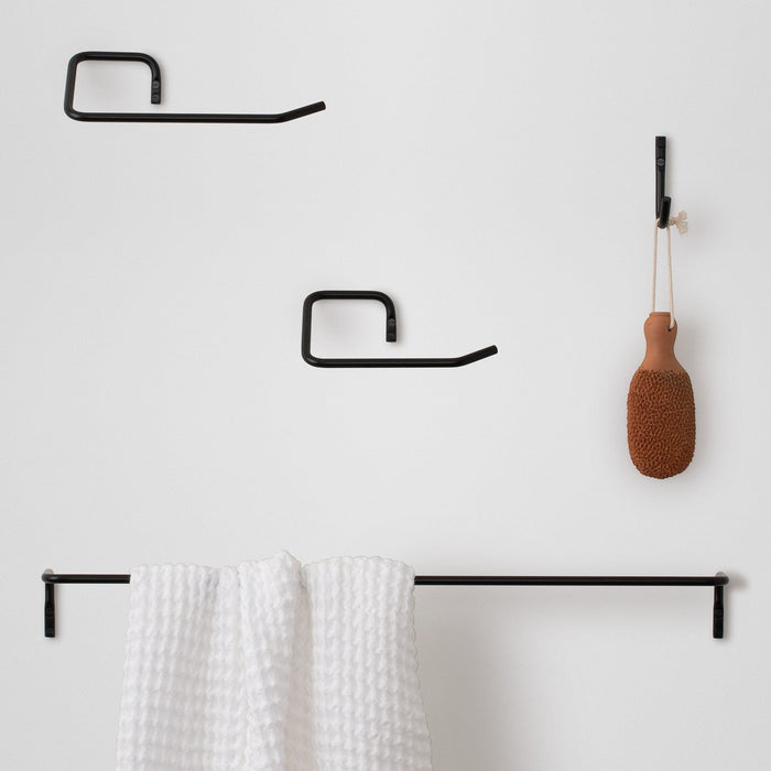 Oak + Leather Towel Loop – Schoolhouse